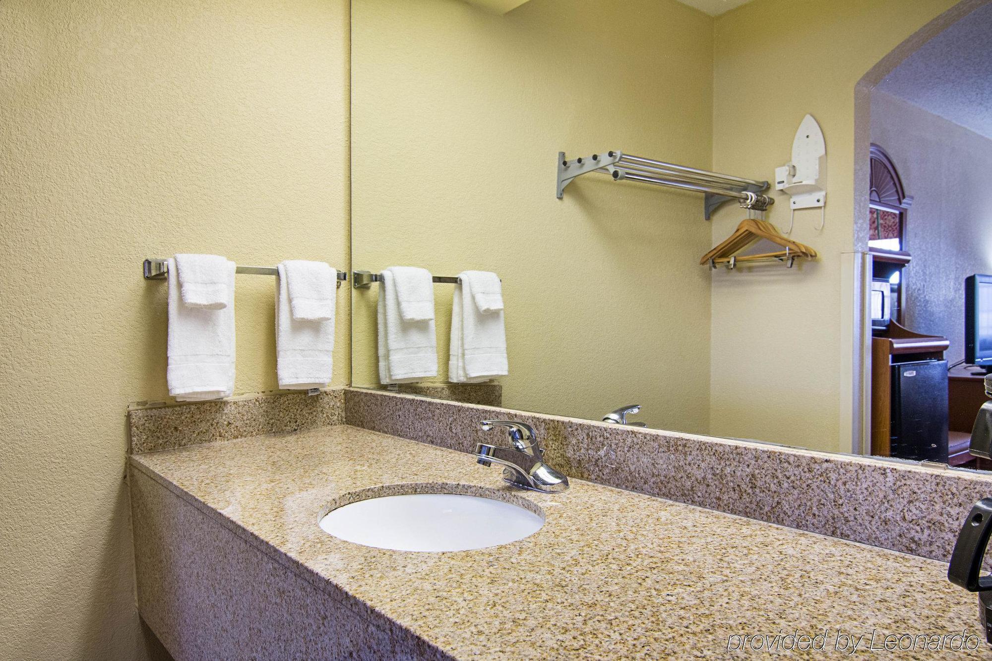 Quality Inn Near Casinos And Convention Center Bossier City Exteriér fotografie